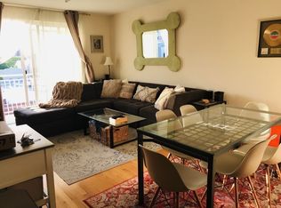 2560 38th St #4R, Astoria, NY 11103
