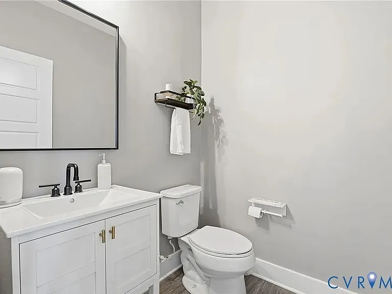 4349 Saunders Station Loop #B — Photo 21