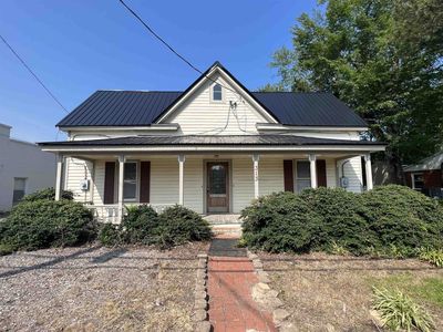 313 N Main St, Four Oaks, NC, 27524