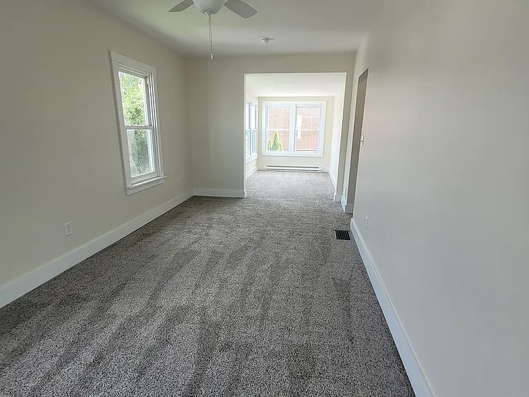 21 E Maple St — Photo 22