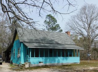 84 Fair Ln, Swainsboro, GA 30401