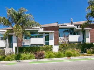 235 Ocean Park Blvd #2, Santa Monica, CA 90405