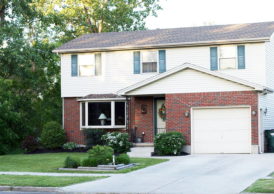 1st image of 121 Norman Dr