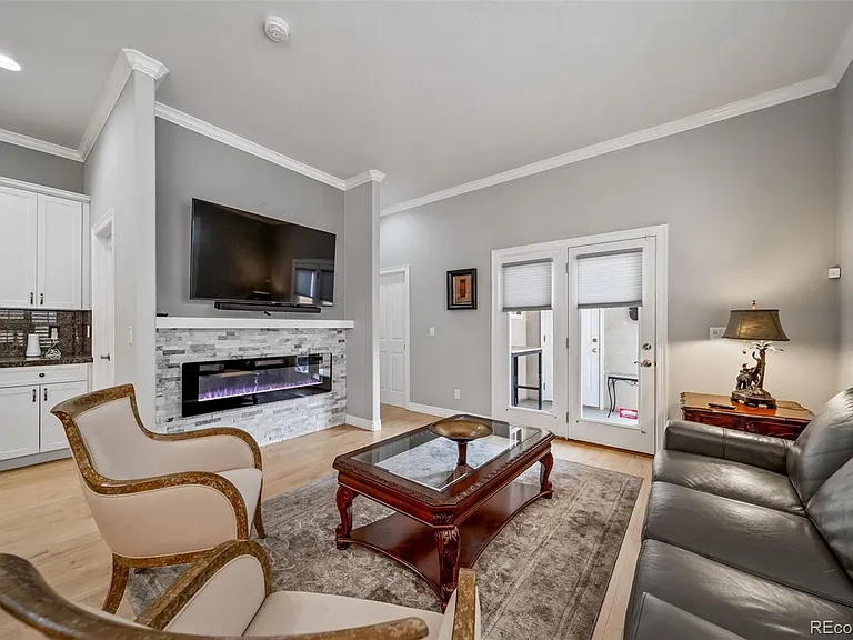 257 S Jackson St #A — Photo 11