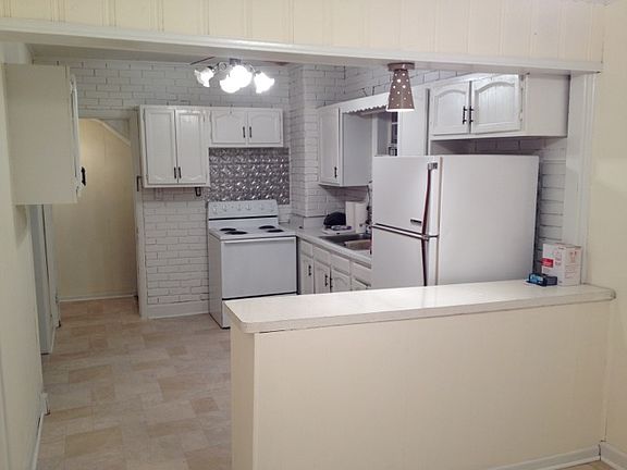 Paint, vinyl floor Kit