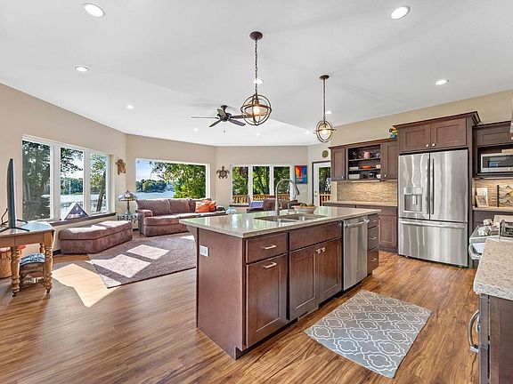 4th image of W11515 Demynck Road