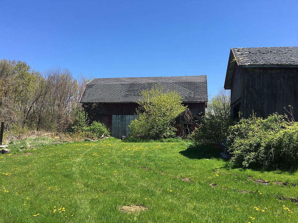 2nd image of 1753 Oak Orchard Rd