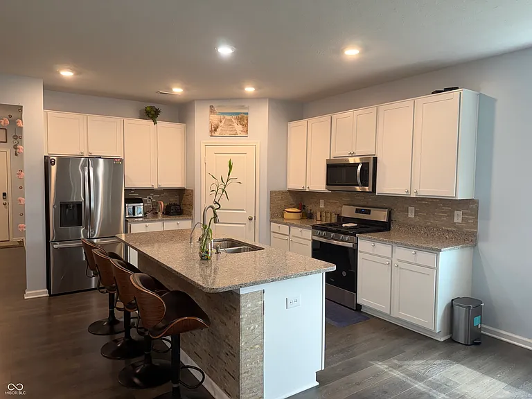 860 Saddlebrook Farms Blvd — Photo 7
