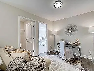 1917 Carovel Way — Photo 14