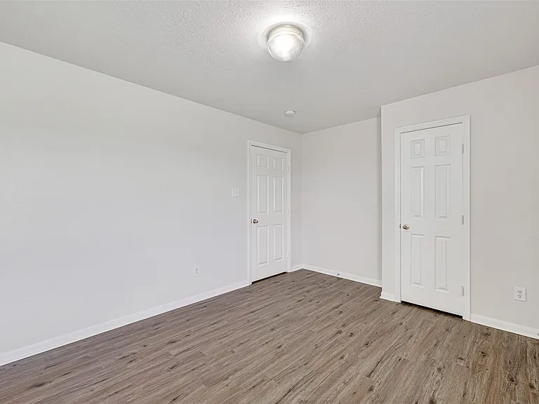 14603 Bladenboro Dr — Photo 33