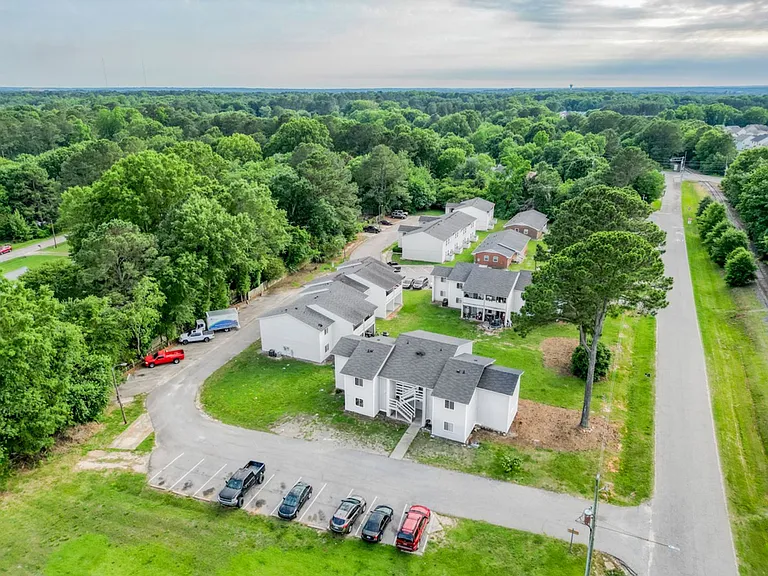 Knightdale Manor — Photo 36