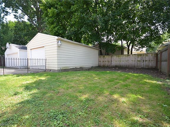 5th image of 518 Kathron Ave