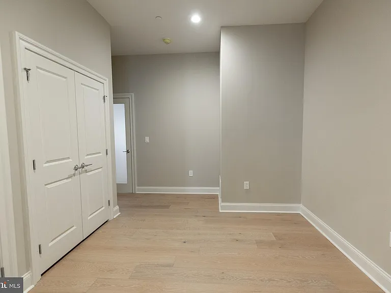 1411-1 Walnut St #201 — Photo 18