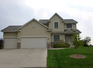 529 Terrace Rd NE, Saint Michael, MN 55376