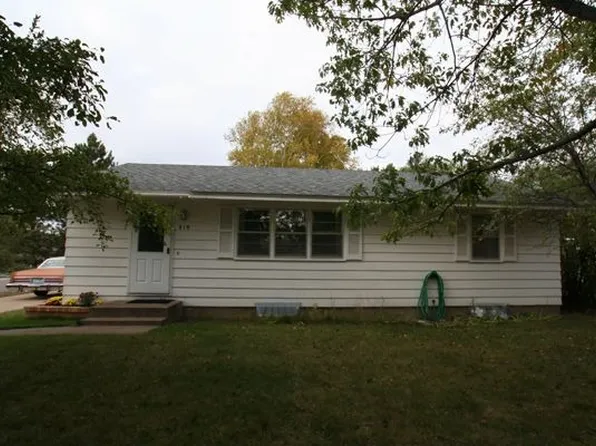 819 Lincoln St, Anoka, MN 55303