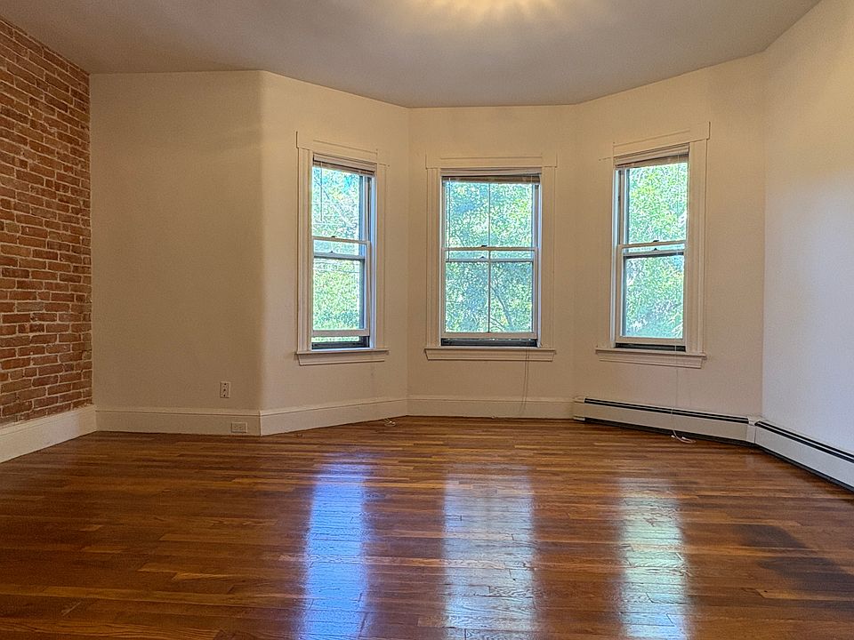 1st image of 248 Brookline St #3