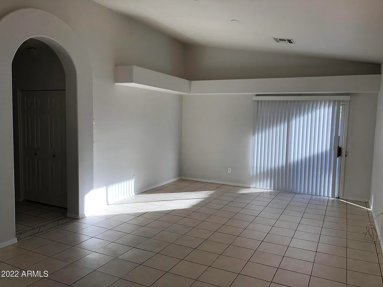 3 bed, 1474 sqft, $2,250 — Photo 3