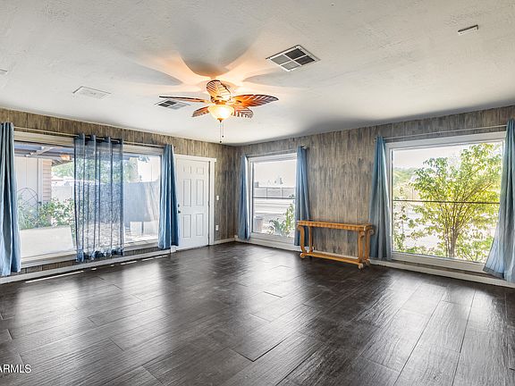 2nd image of 6903 W MISSOURI Avenue