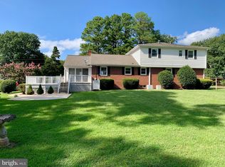 514 E Gwynnfield Rd, Tappahannock, VA 22560