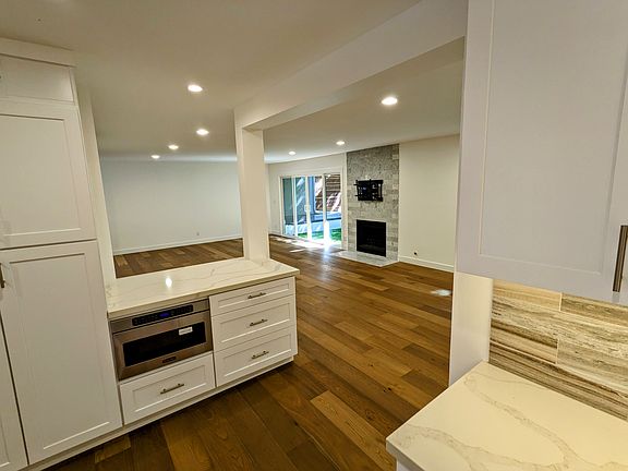 Open Living from Kitchen to Living