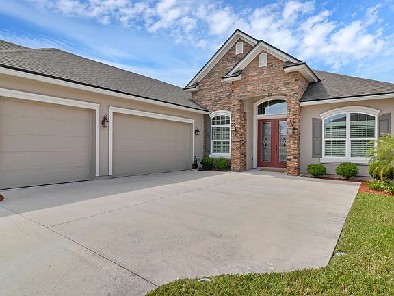 2nd image of 125 Queensland Cir