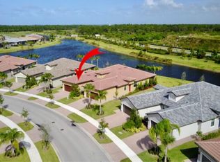4391 Beauty Leaf Cir, Vero Beach, FL 32967