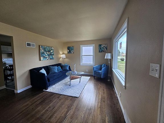 3rd image of 3407 3rd AVENUE