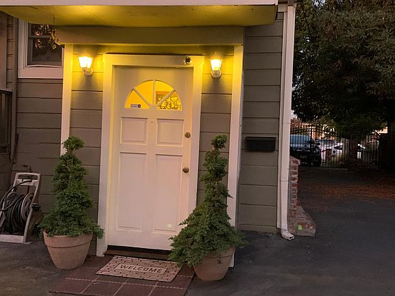 3rd image of 1049 Lick Ave