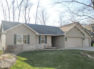 2123 Sugar Maple Ct, Green Bay, WI 54304