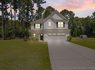 101 Forest Woods Dr, Salemburg, NC 28385