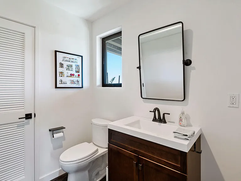 1415 La Cima Rd #B — Photo 21