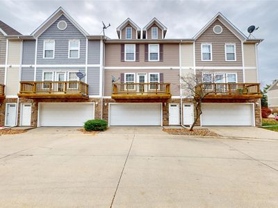 1137 Blackstone Ln, Pleasant Hill, IA, 50327