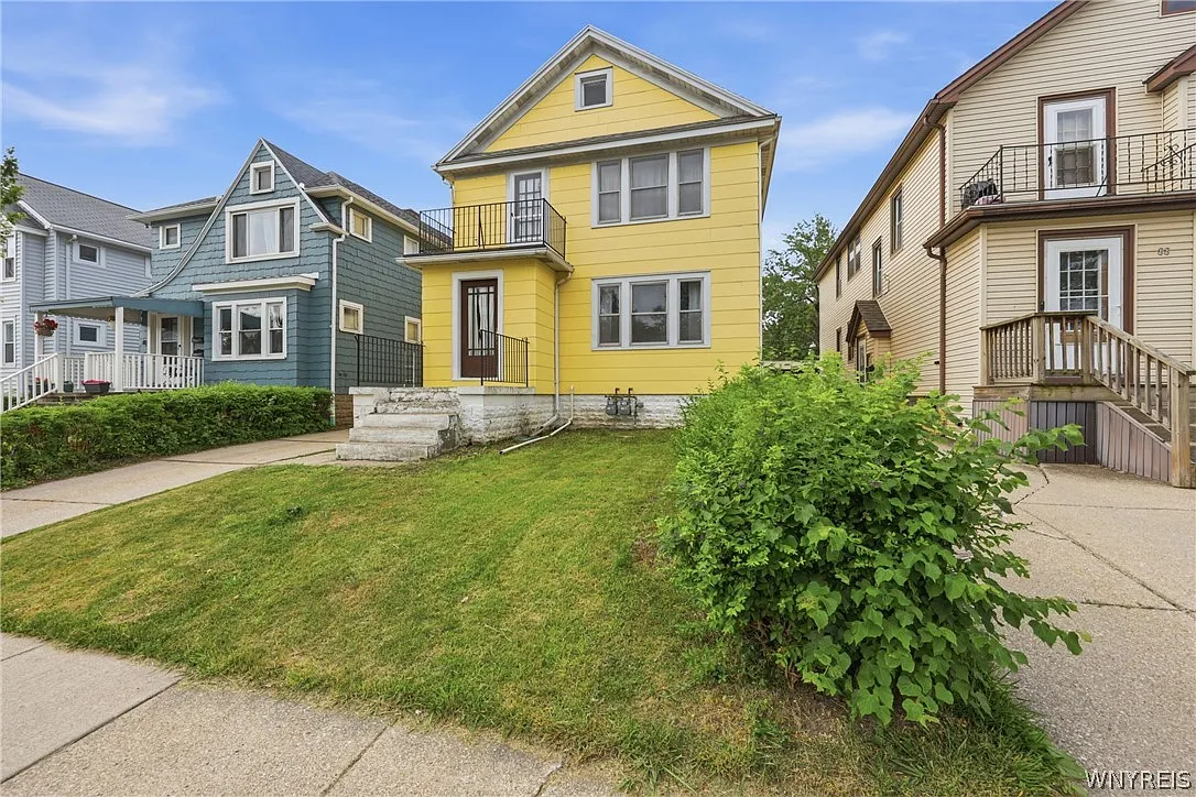 2 bed, 1.0 bath, 987 sqft, $1,200 — Photo 3