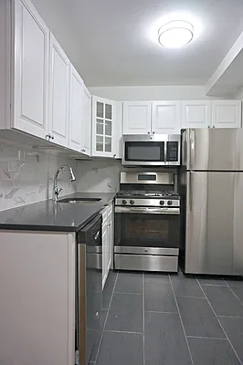 Rented by Metropolitan Equities | media 32