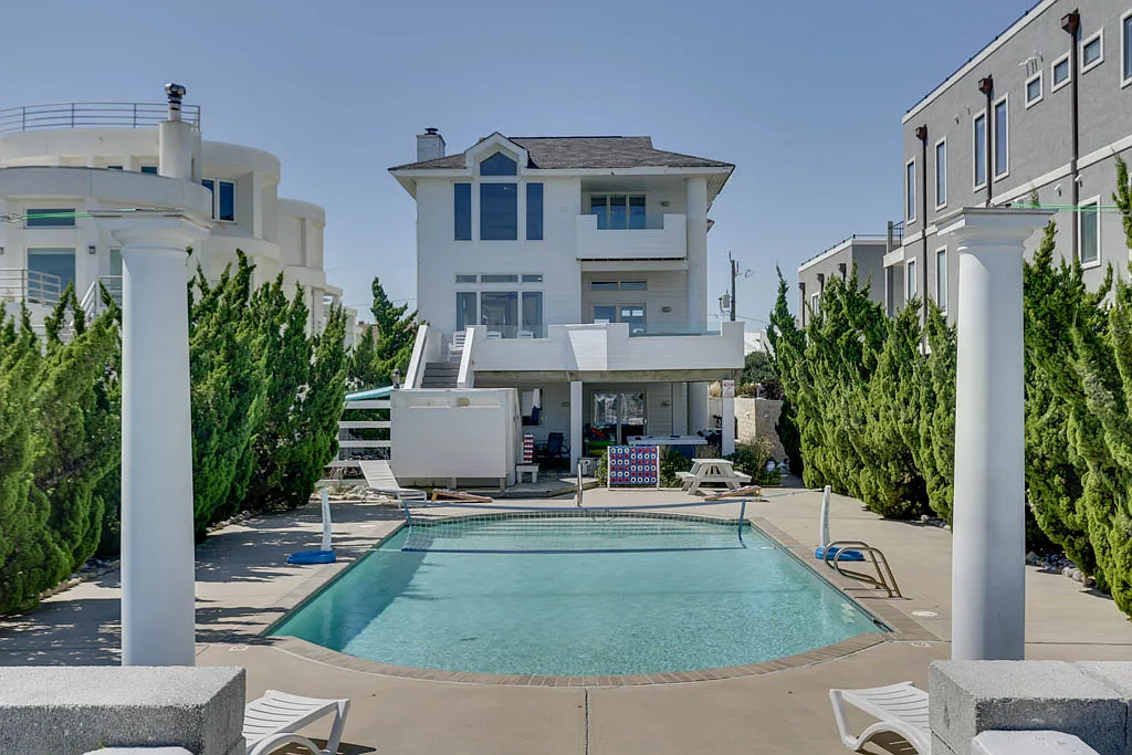 502 S Atlantic Ave — Photo 1