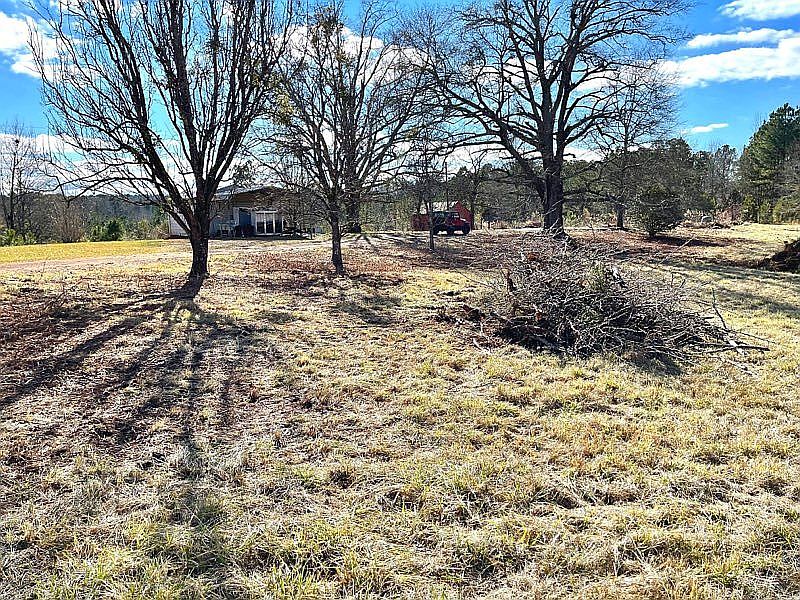 2nd image of 1136 Triune Mill Rd