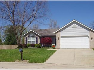 405 Copper Bend Rd, Maryville, IL 62062