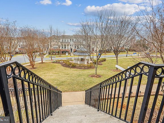4th image of 17733 Phelps Hill Ln