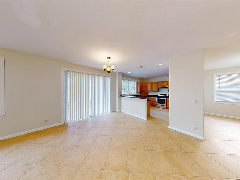 6786 Aliso Ave — Photo 9