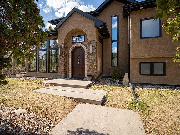 4th image of 11908 41a Ave NW