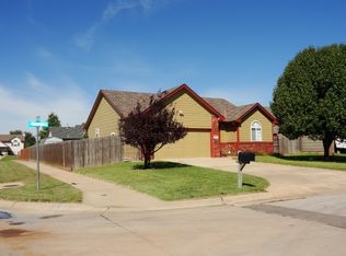 5948 W Georgia St, Wichita, KS 67215