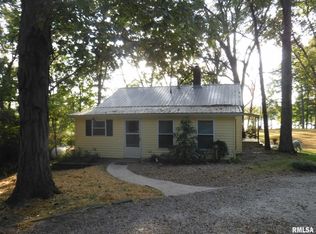 1706 Mercer Ln, Centralia, IL 62801