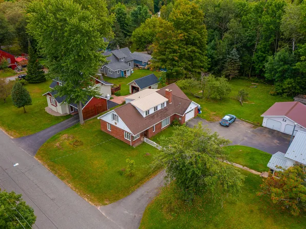 56 Broad St, Tupper Lake, NY 12986