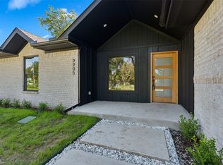 9905 Glenrio Ln, Dallas, TX 75220