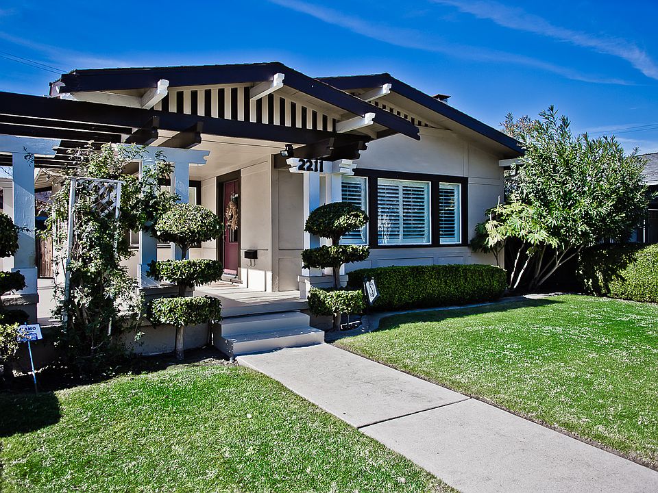 1st image of 2211 Kensington Way