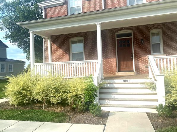 1306 Officers Row #B