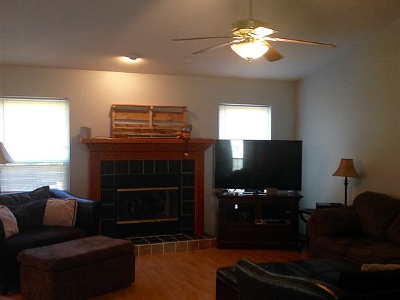 3rd image of 10101 Ashwood Forest Dr