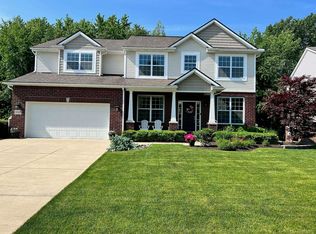58163 Sunflower Cir S, New Hudson, MI 48165