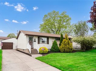 82 Olanta St, Depew, NY 14043