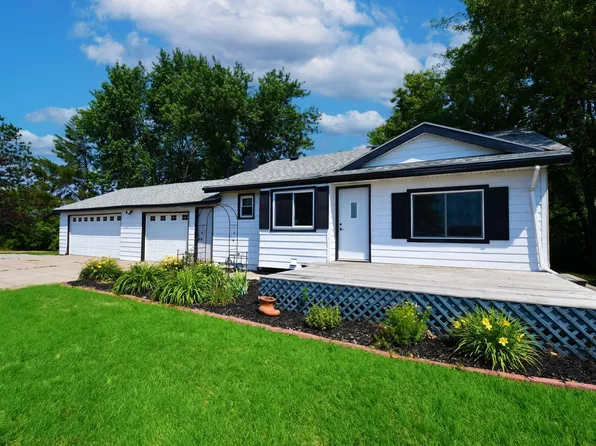 2607 341st Ave NW, Cambridge, MN 55008